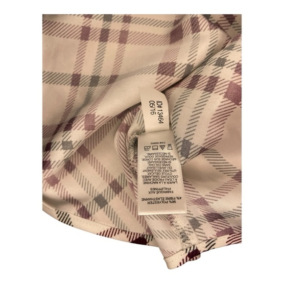 Express V-neck blouse Size:S and one crew neck size:xs - Picture 12 of 16